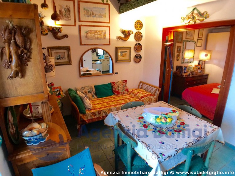 rent-gallery.alt_base