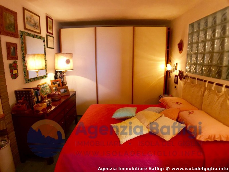 rent-gallery.alt_base