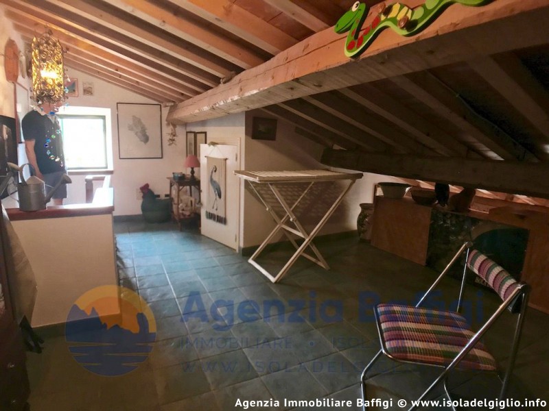 rent-gallery.alt_base