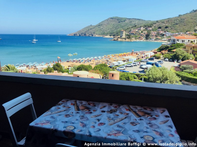 Appartamento con soppalcato con  bellissima vista mare