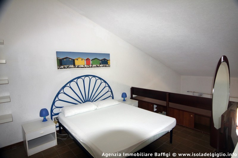 rent-gallery.alt_base